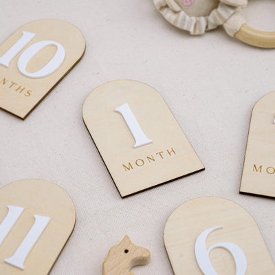 Modern Baby Milestone Cards, Wooden Baby Monthly Milestone, Baby Photo Prop Newborn, Newborn Keepsake Gift, Monthly Milestone Discs