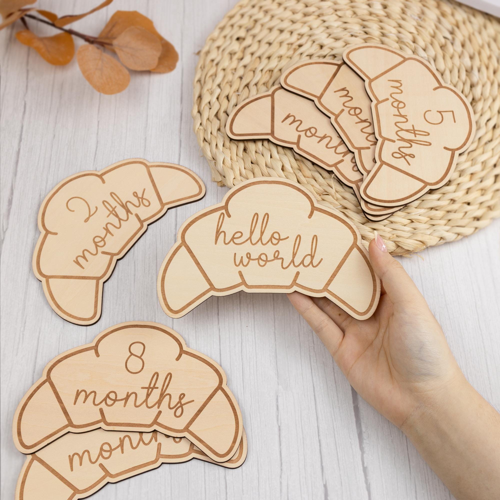 Wooden Croissant Baby Milestone Set, Rustic Monthly Photo Props,Hello World Birth Announcement Sign,Newborn Keepsake Gift,Monthly Milestones