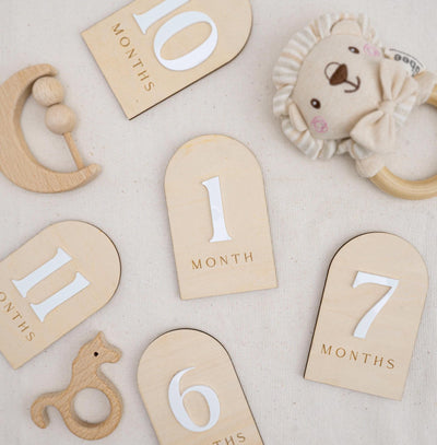Modern Baby Milestone Cards, Wooden Baby Monthly Milestone, Baby Photo Prop Newborn, Newborn Keepsake Gift, Monthly Milestone Discs