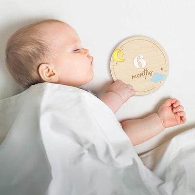 Wooden Baby Milestone Sign, Moon and Stars Monthly Marker Baby, Acrylic Cloud Baby Photo Prop,Newborn Keepsake,Interchangeable Milestone Set